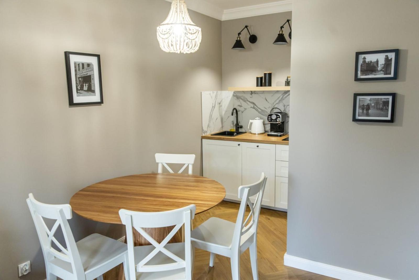 Solar Apartments I Stare Miasto 10Min I Priv Parking Free I Winda I Balkon Торунь Экстерьер фото
